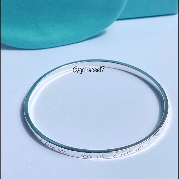 AUTH Rare Retired Tiffany & Co. “I Love You” notes bangle bracelet 🎶✨ - Picture 12 of 15